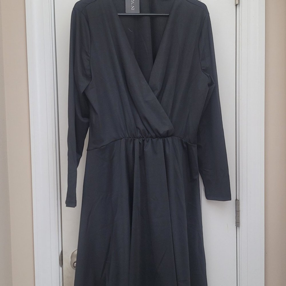 IN'VOLAND Women's Plus Size 3/4 Sleeve Rouched Waist Classy V-Neck Dress